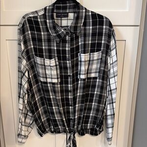Lane Bryant Black and White Plaid Button-Up Tie-Hem Shirt Jacket
